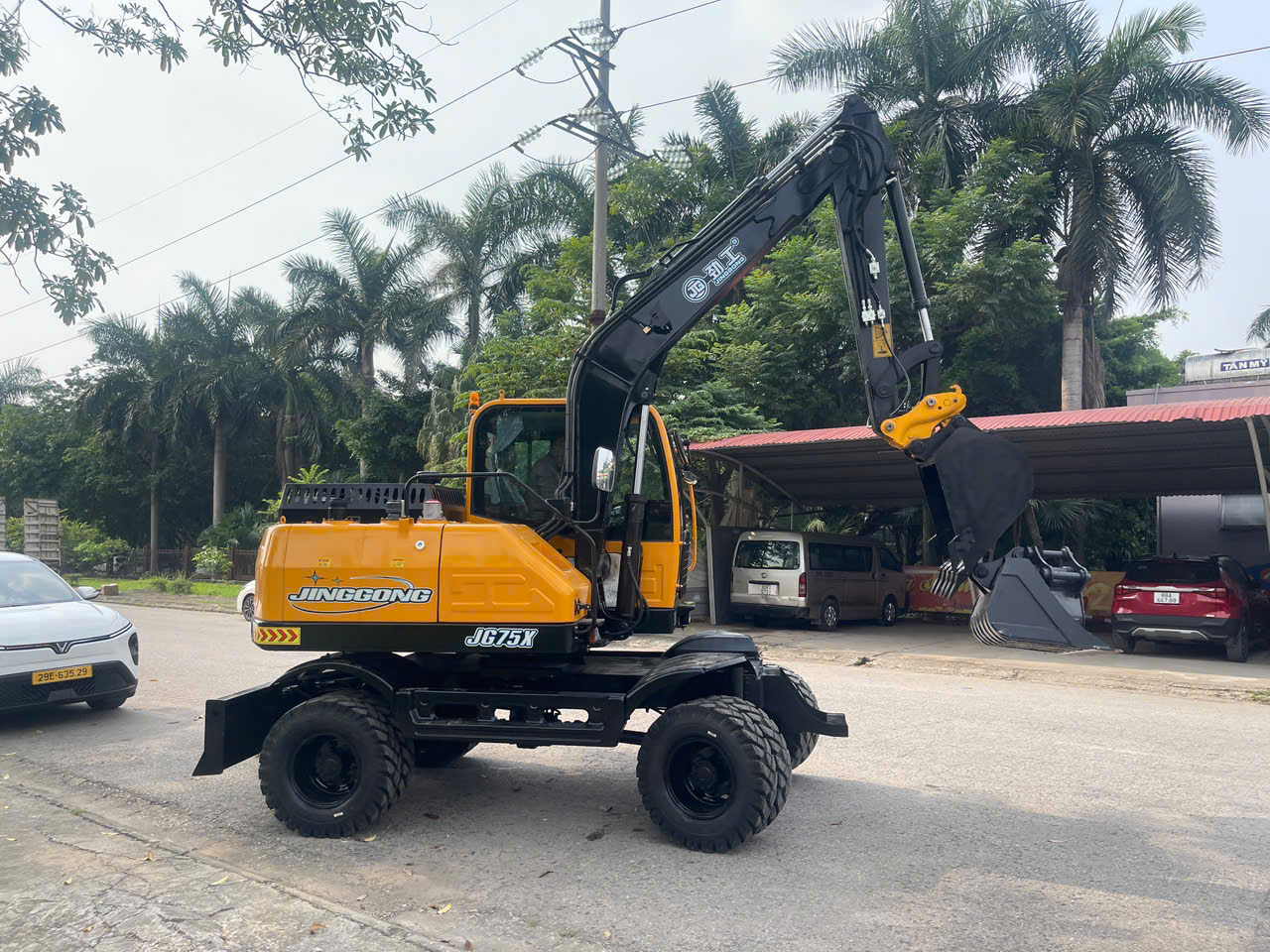 Máy xúc bánh lốp JG75X của Jinggong được giao thành công đến Việt Nam phục vụ xây dựng đô thị & nông thôn