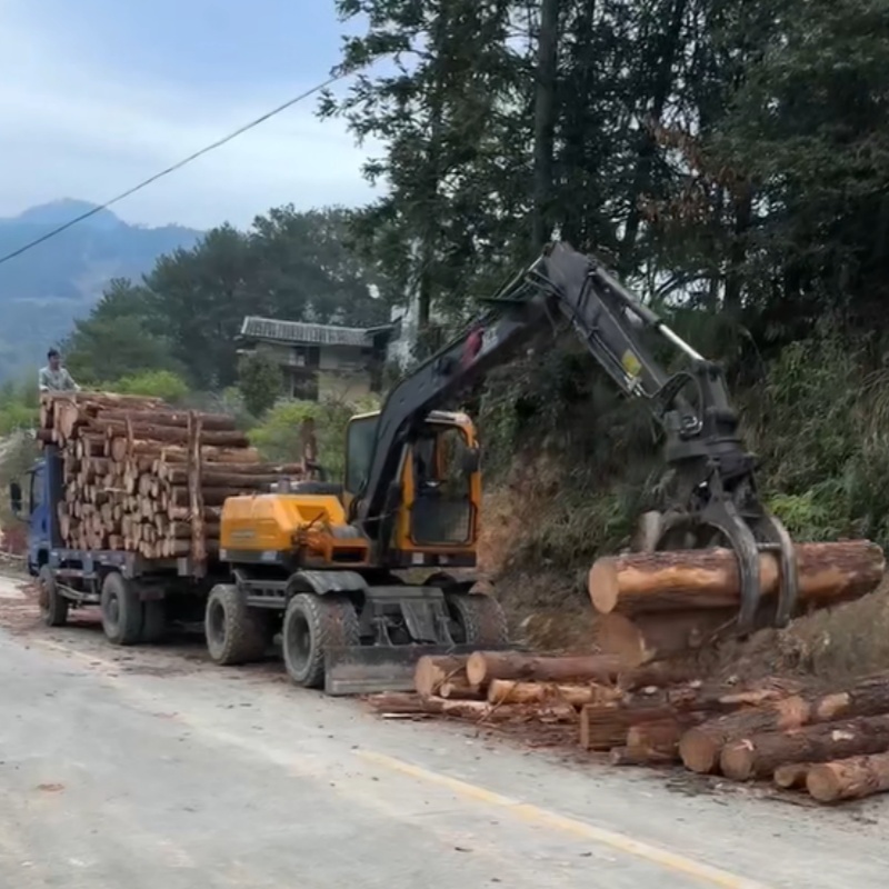 Jinggong JG90Z Log Grapple Excavator: A High-Performance Workhorse in Wood Transfer Yards